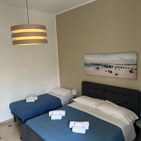 Отель La Riva Lido di Noto Экстерьер фото