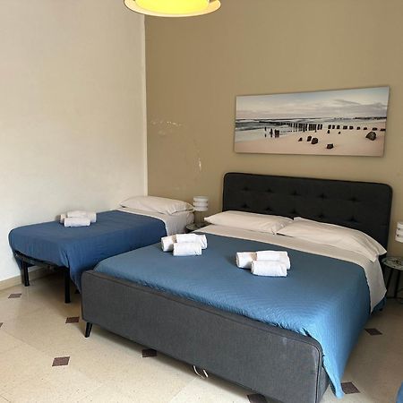 Отель La Riva Lido di Noto Экстерьер фото