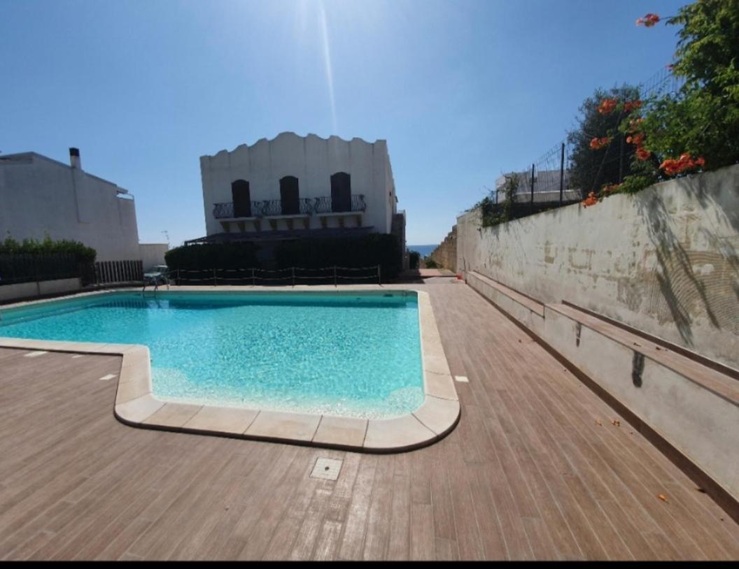 Отель La Riva Lido di Noto Экстерьер фото